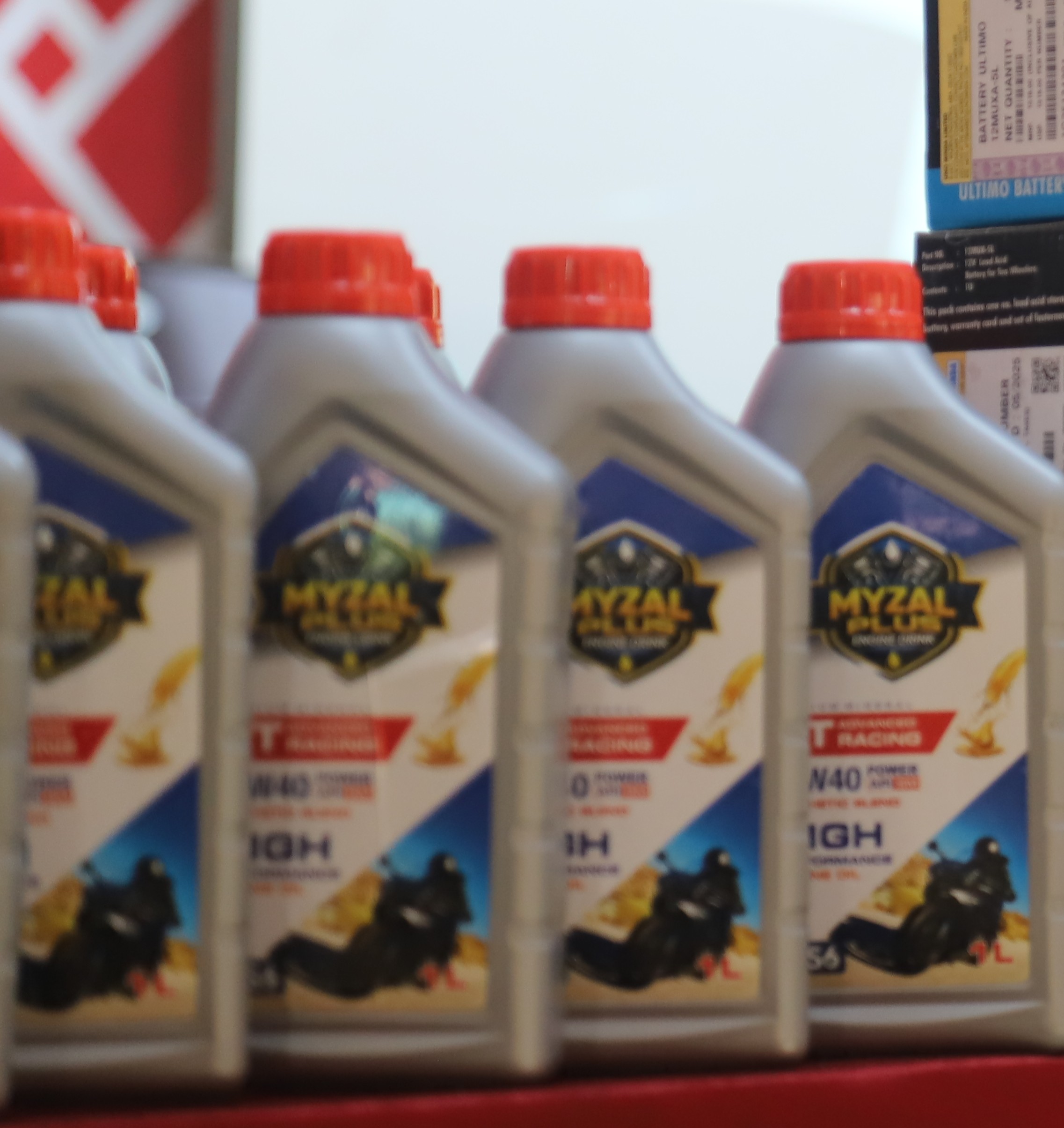 MYZAL PLUS Engine Oil Bottle